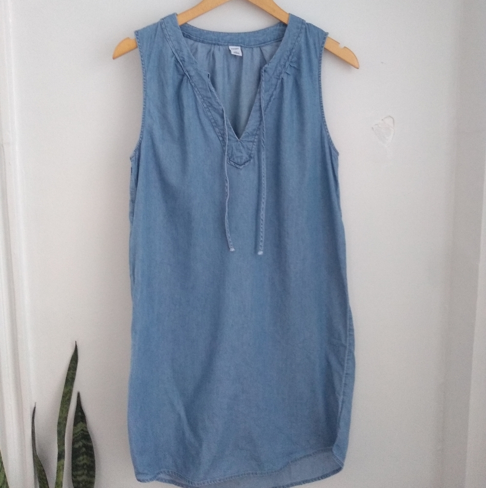 Old Navy chambray denim midi dress sz medium